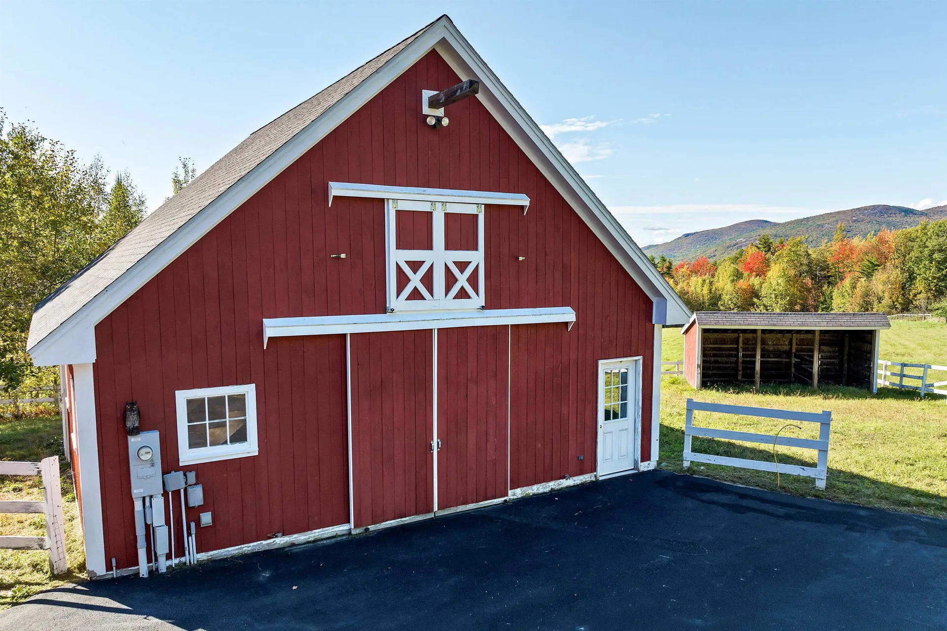 196 Ledge Hill Road Tuftonboro NH 03816