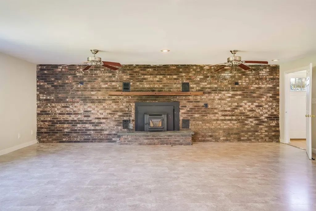 449 Charles Bancroft Highway Litchfield NH 03052