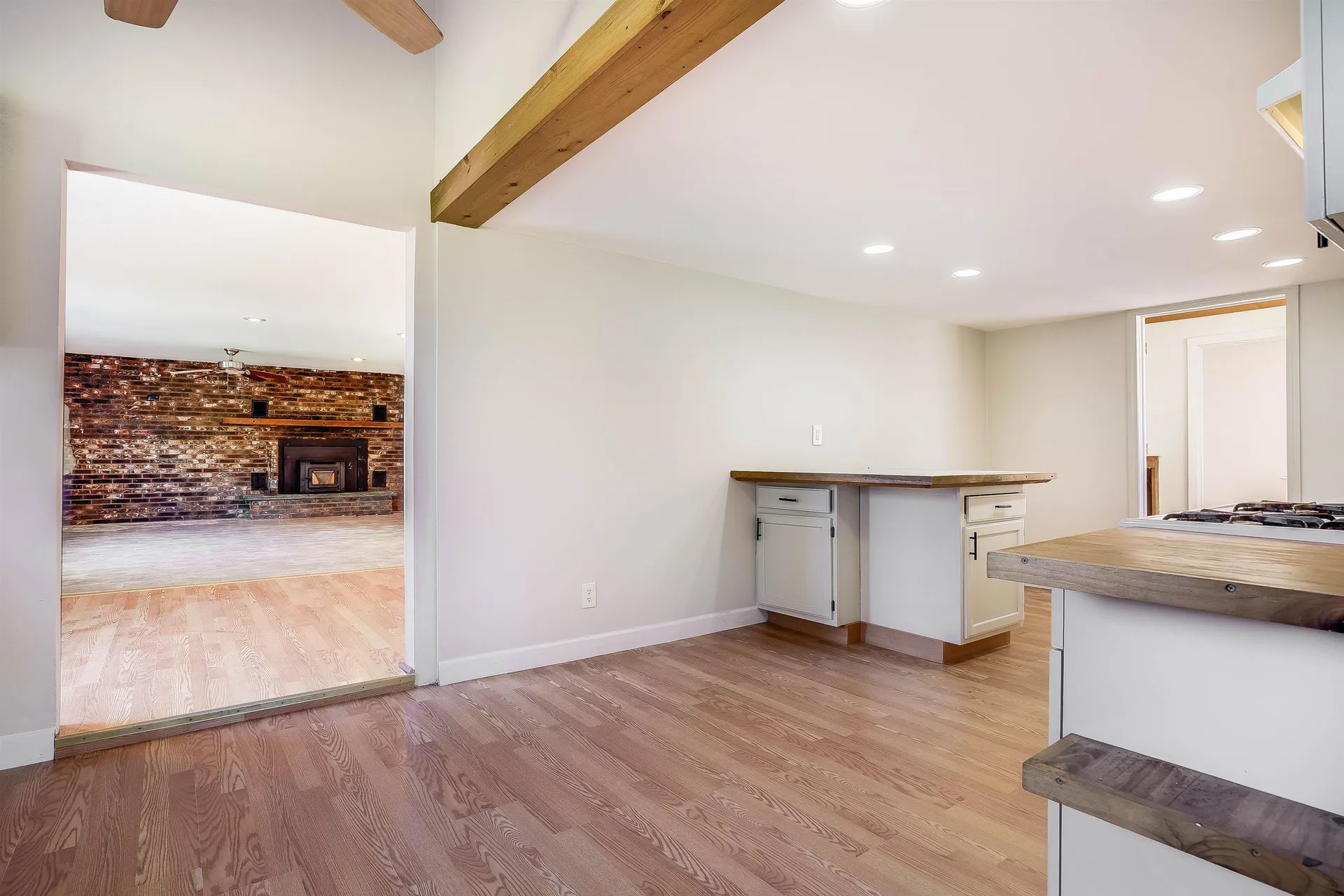 449 Charles Bancroft Highway Litchfield NH 03052