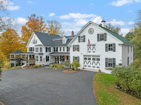 5 Greenhouse Lane Bradford NH 03221