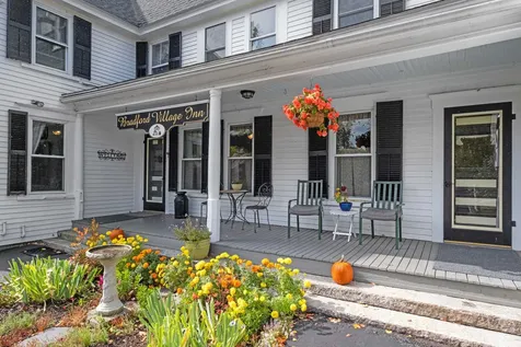 5 Greenhouse Lane Bradford NH 03221