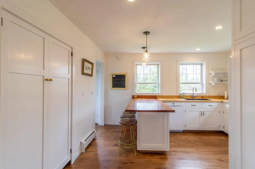 157 Willoughby Way Lyndon VT 05851