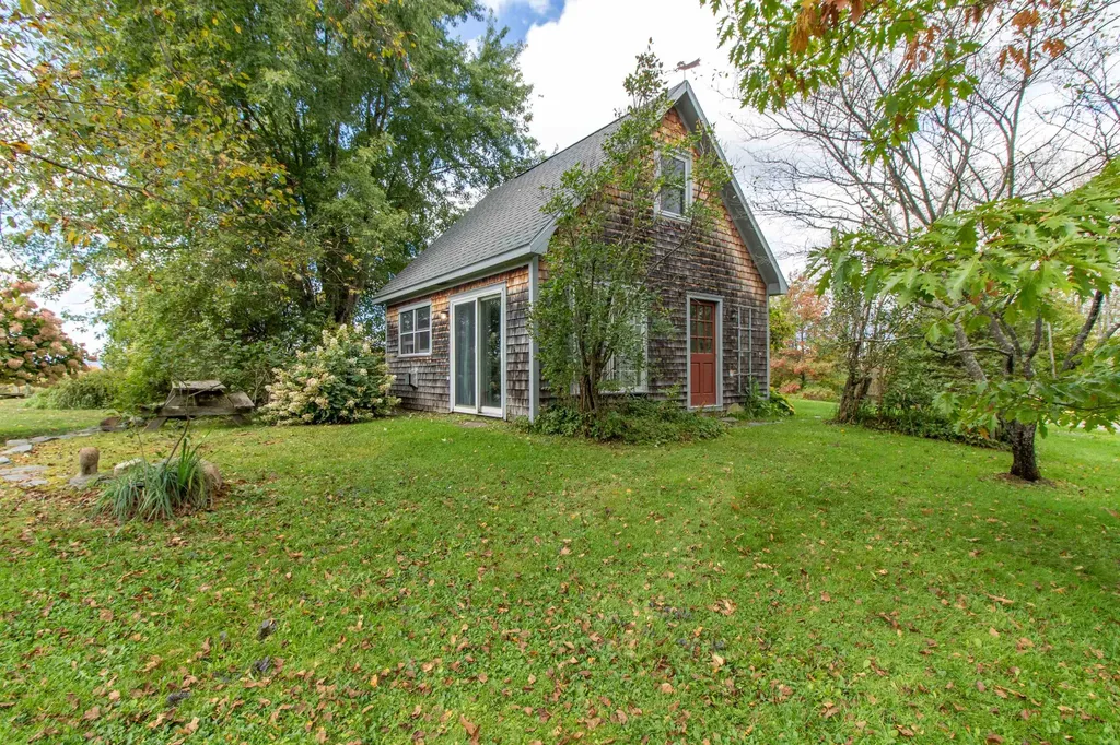 157 Willoughby Way Lyndon VT 05851