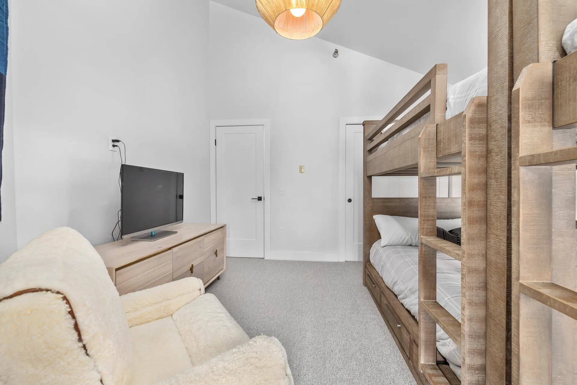 792 Stratton Mountain Road Stratton VT 05155