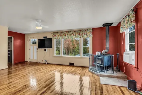 135 South Street Troy NH 03465-2308
