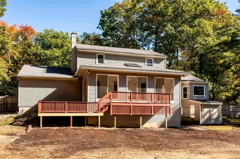 9 Spruce Lane Dover NH 03820