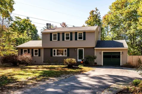 9 Spruce Lane Dover NH 03820