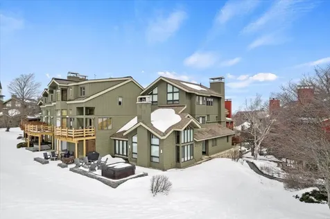 15 Mountain Reach Mews Road Stratton VT 05155-0000