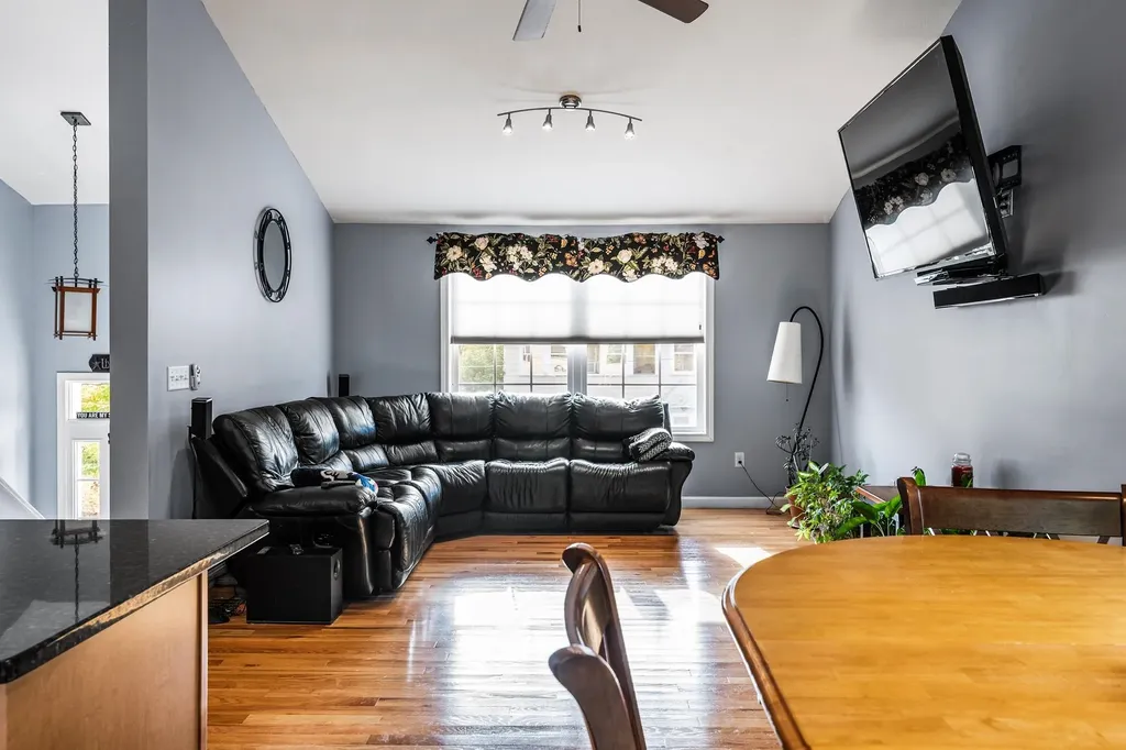 154 Garvin Avenue Manchester NH 03109