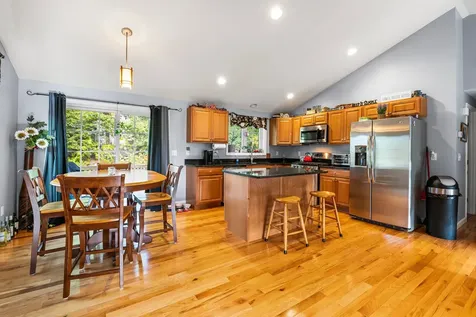 154 Garvin Avenue Manchester NH 03109