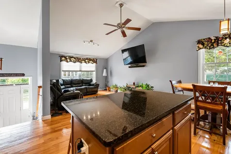 154 Garvin Avenue Manchester NH 03109