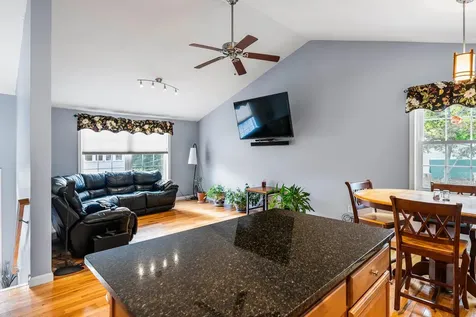 154 Garvin Avenue Manchester NH 03109