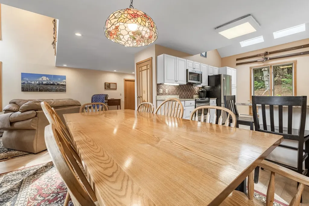 53 Stratton View Road Winhall VT 05340