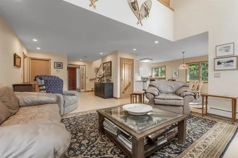 53 Stratton View Road Winhall VT 05340