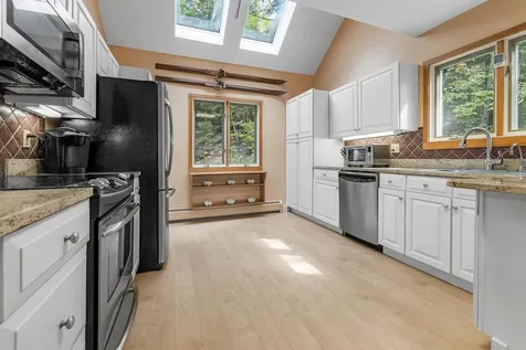 53 Stratton View Road Winhall VT 05340