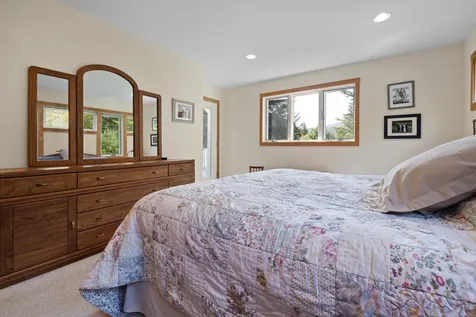 53 Stratton View Road Winhall VT 05340