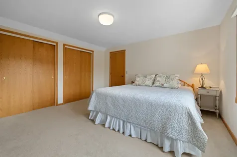 53 Stratton View Road Winhall VT 05340