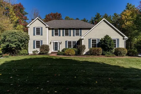 4 Morning Star Drive Stratham NH 03885