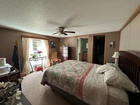 122 Pondview Road Swanzey NH 03446