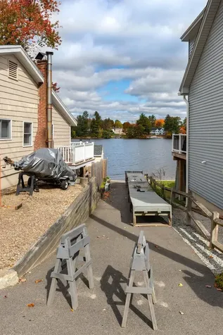 35 Beaver Lake Avenue Derry NH 03038