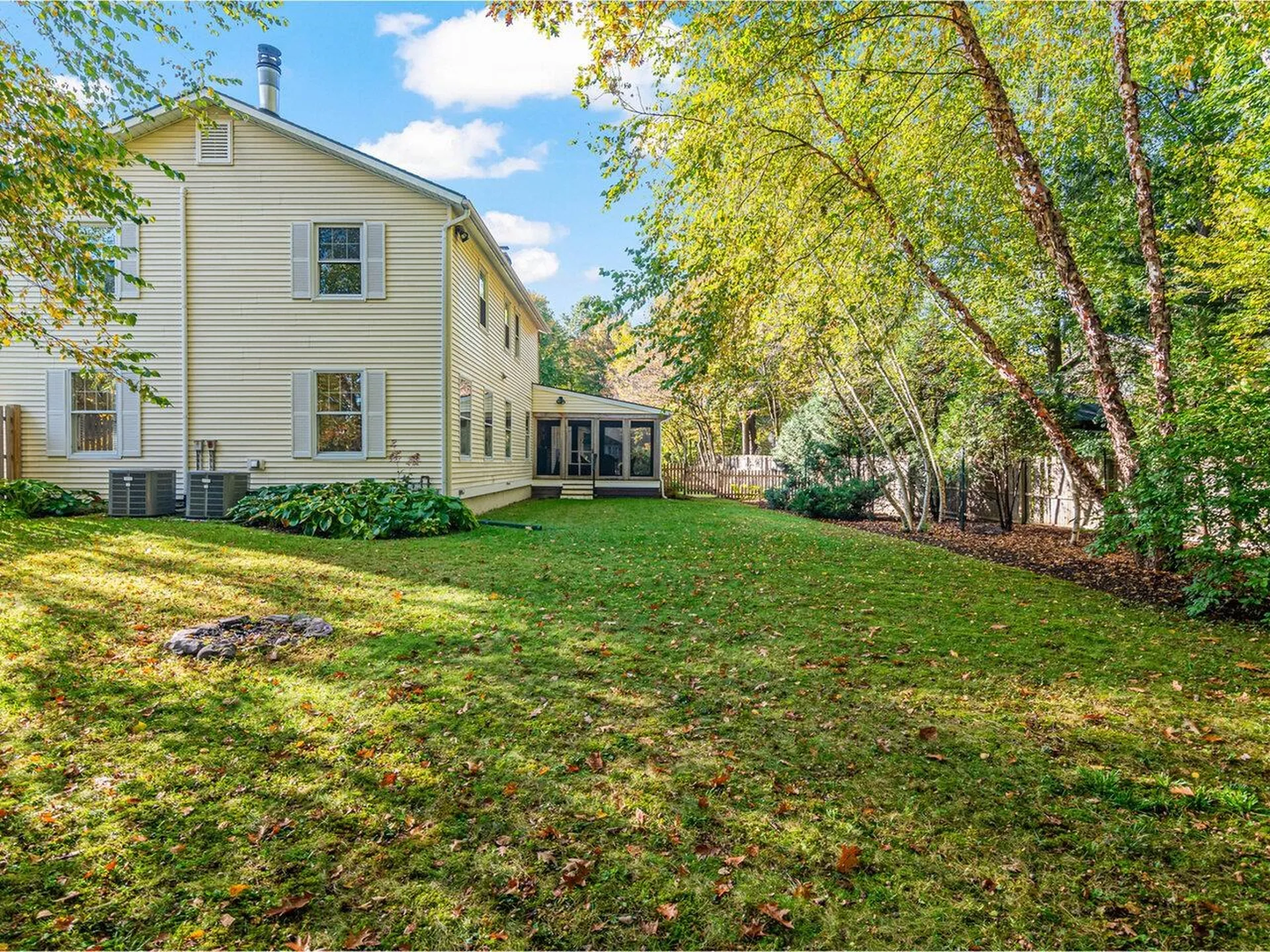 10 Heritage Lane Shelburne VT 05482
