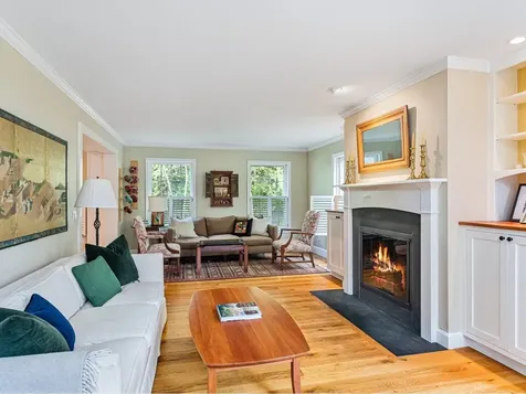 10 Heritage Lane Shelburne VT 05482