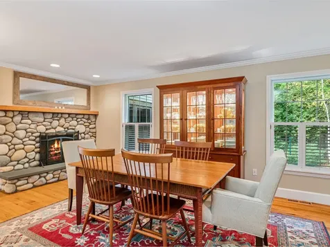 10 Heritage Lane Shelburne VT 05482