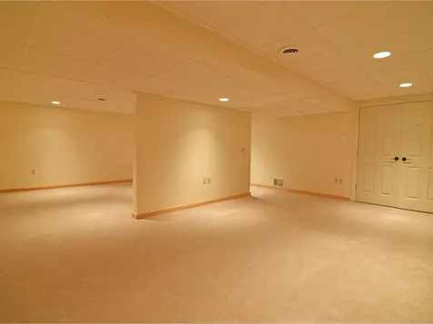 10 Heritage Lane Shelburne VT 05482