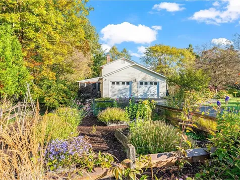 10 Heritage Lane Shelburne VT 05482