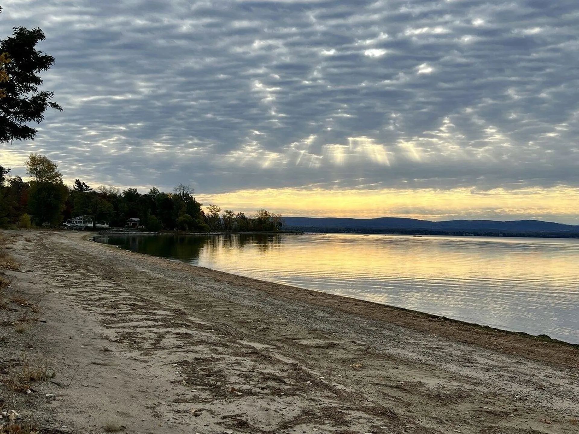 673 Holiday Point Road North Hero VT 05474
