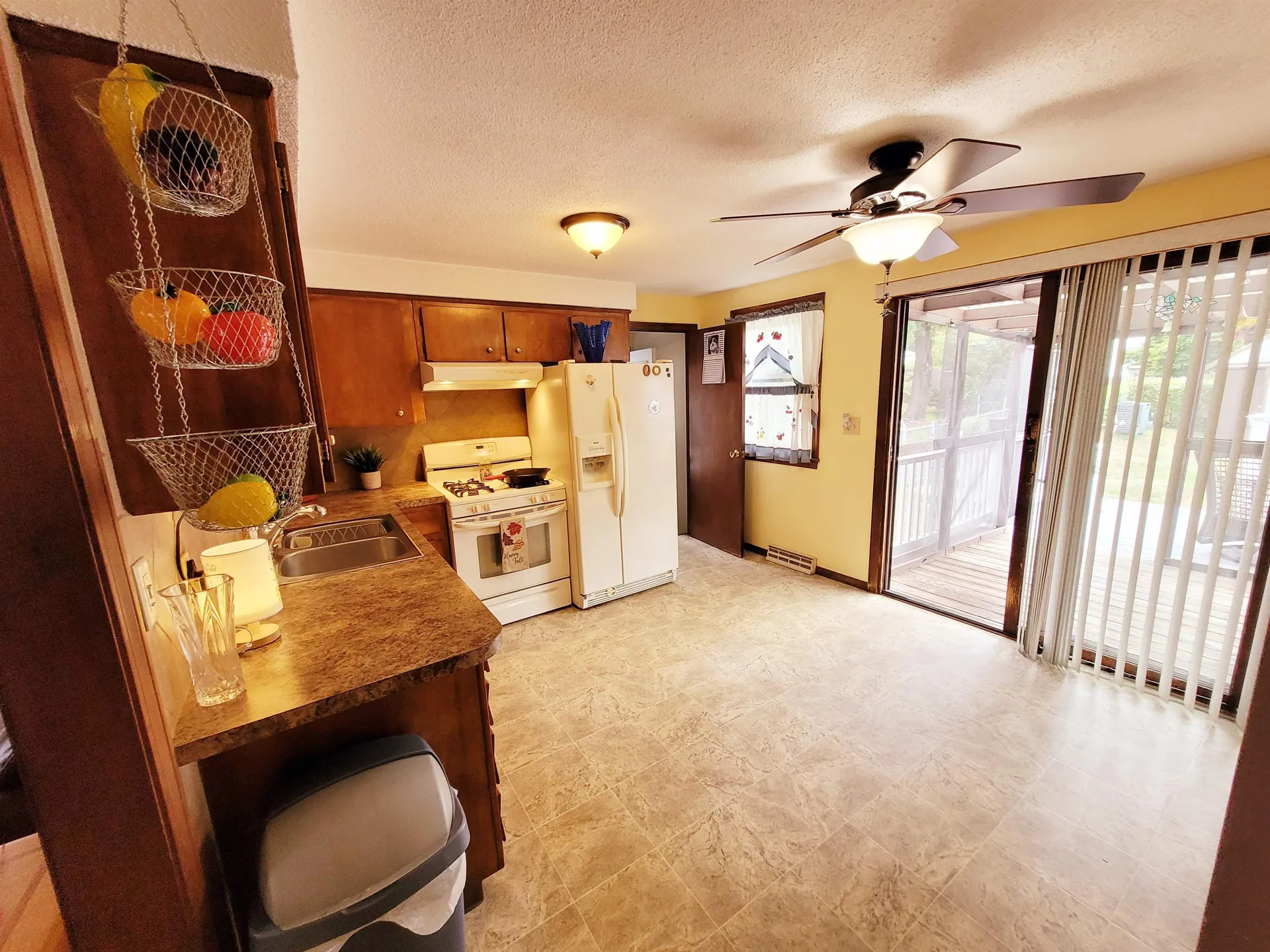 5 Cambridge Road Nashua NH 03062