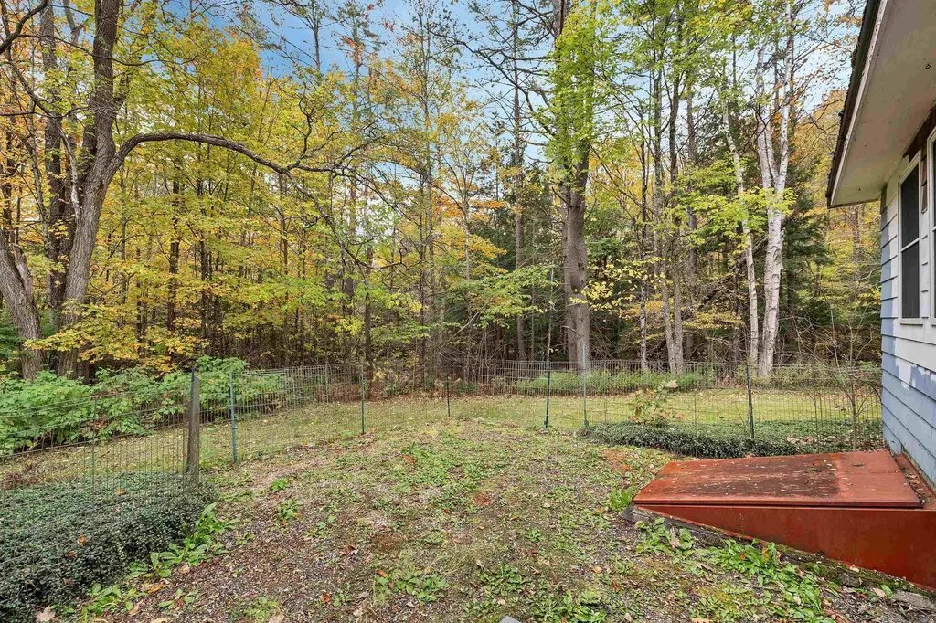 427 Lake Tarleton Road Warren NH 03279
