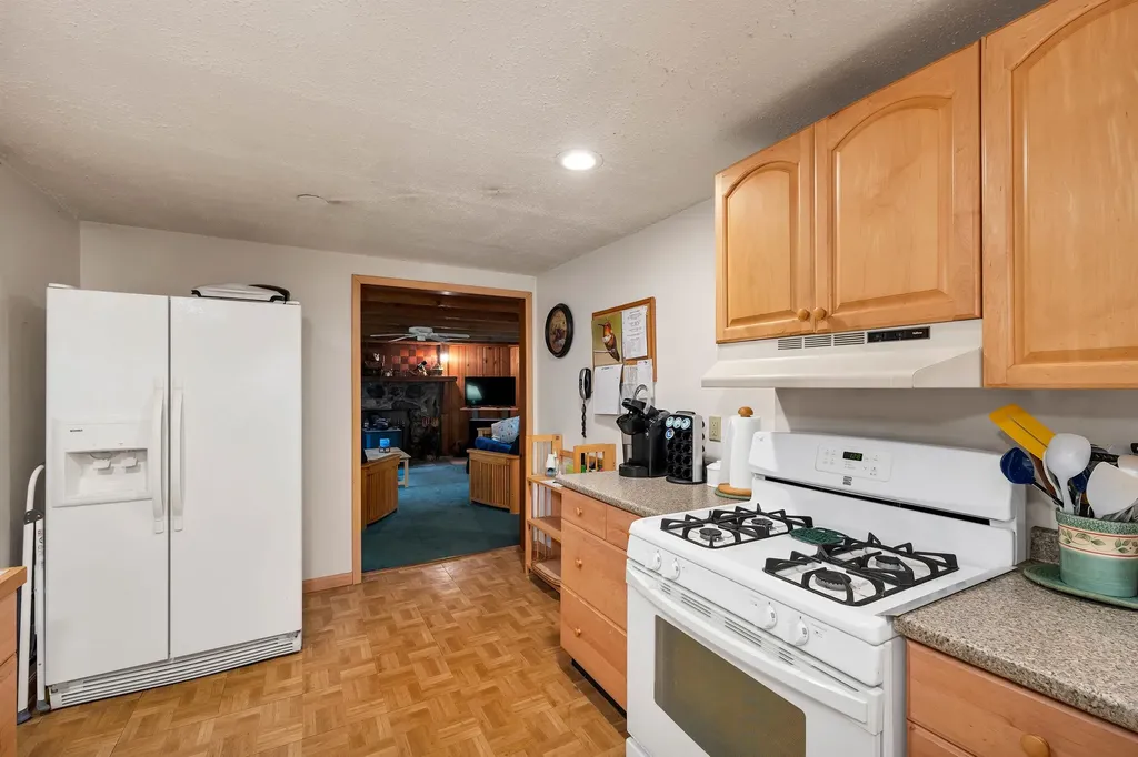 427 Lake Tarleton Road Warren NH 03279