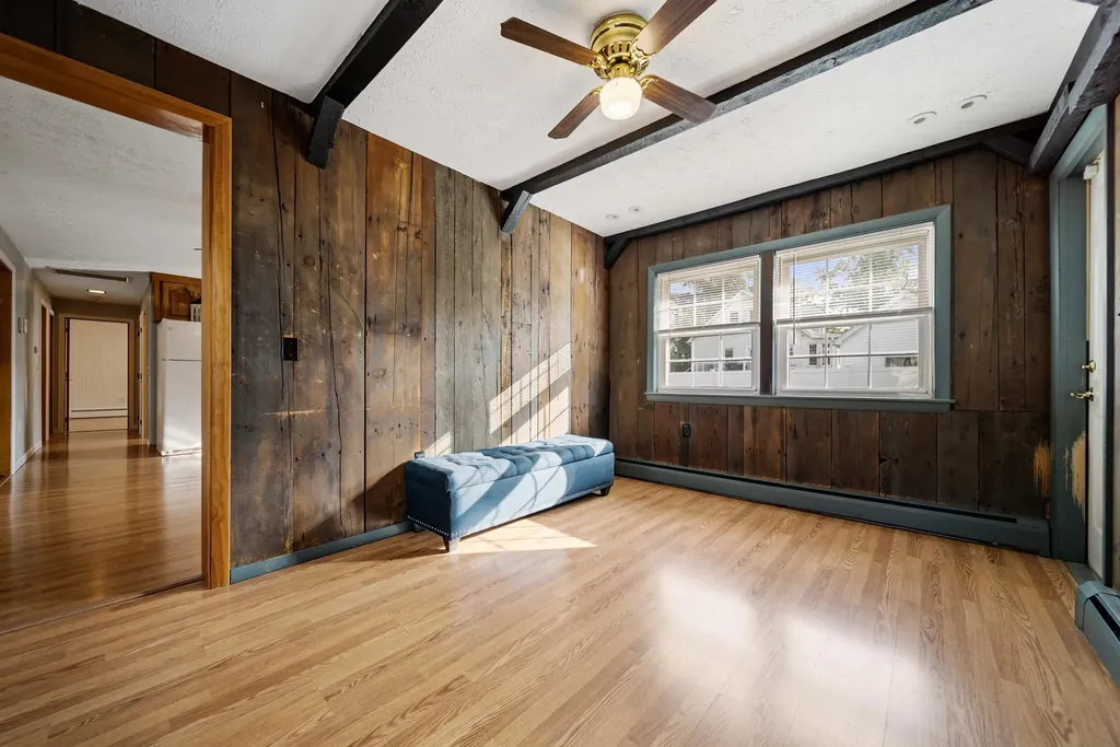 95 Gray Street Manchester NH 03103-2925