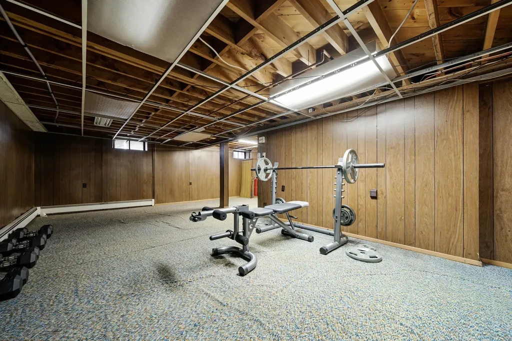 95 Gray Street Manchester NH 03103-2925