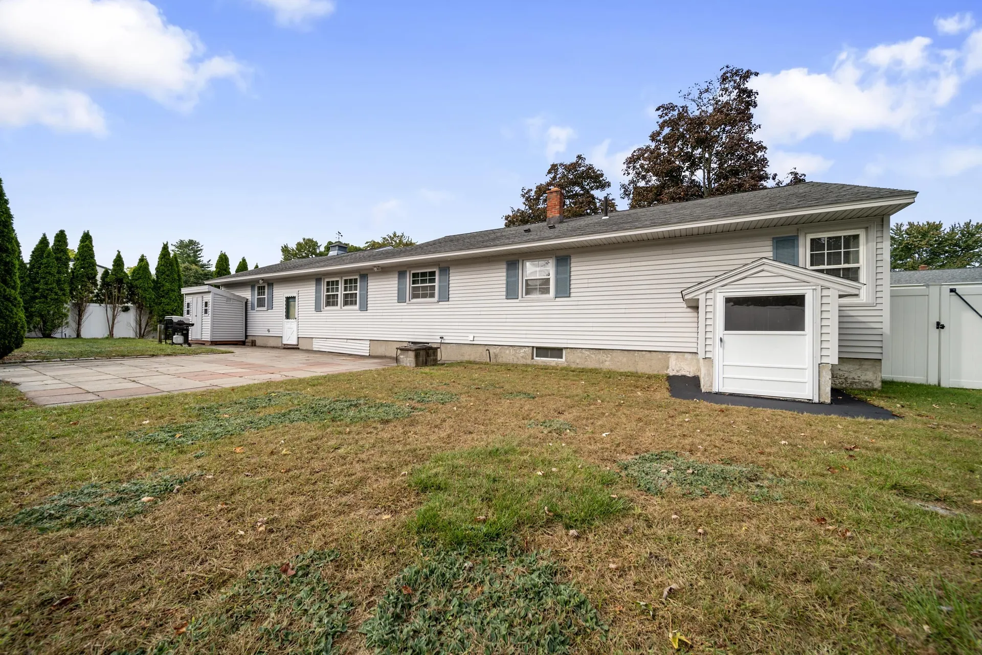 95 Gray Street Manchester NH 03103-2925