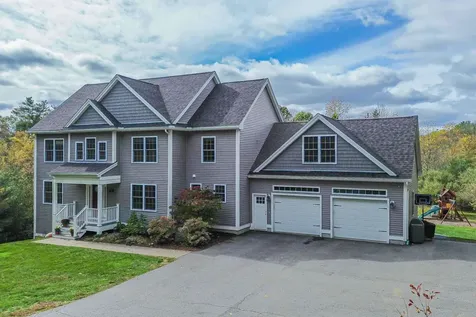 17a Piscataqua Road Dover NH 03820