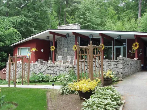 1611 Hooksett Road Hooksett NH 03106