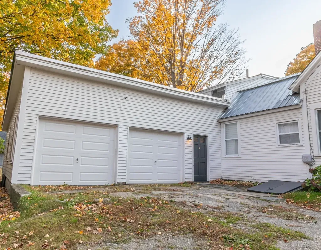 22 Chestnut Street Brattleboro VT 05301