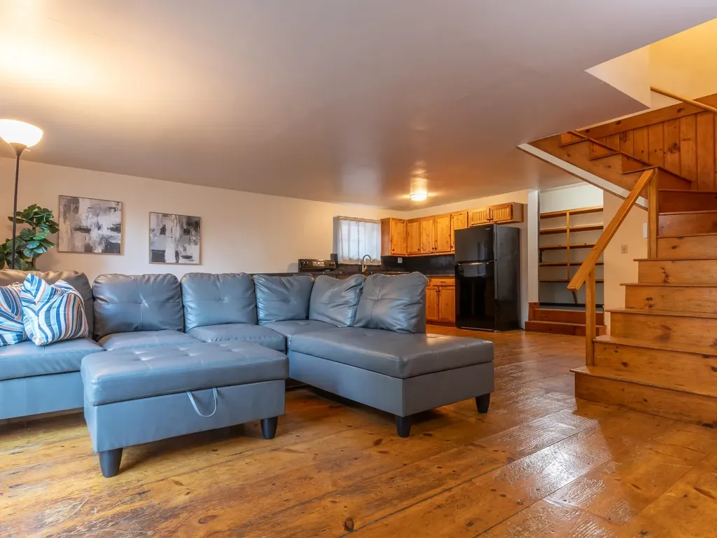 22 Chestnut Street Brattleboro VT 05301