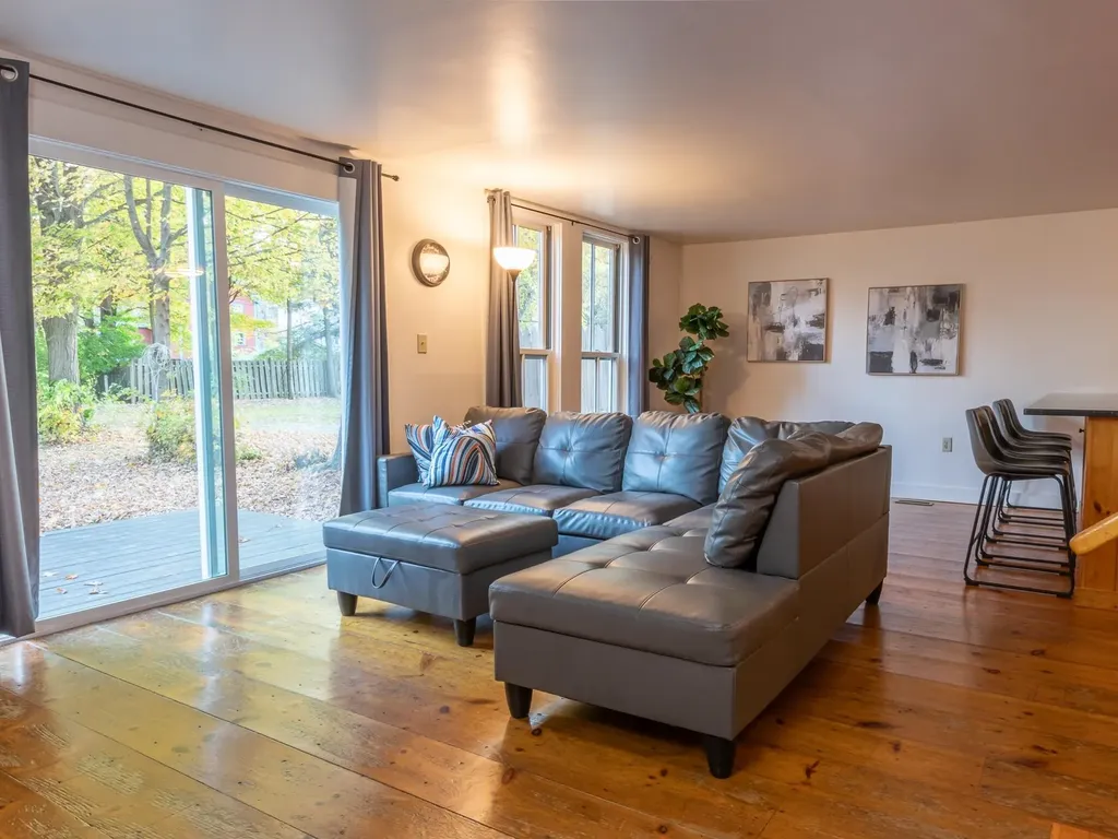 22 Chestnut Street Brattleboro VT 05301