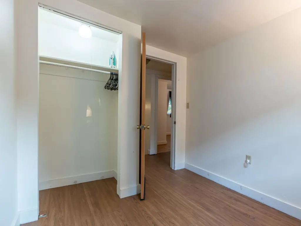 22 Chestnut Street Brattleboro VT 05301