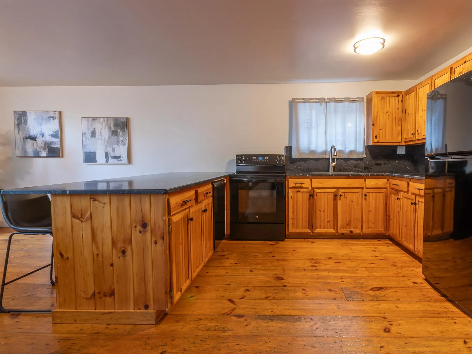 22 Chestnut Street Brattleboro VT 05301