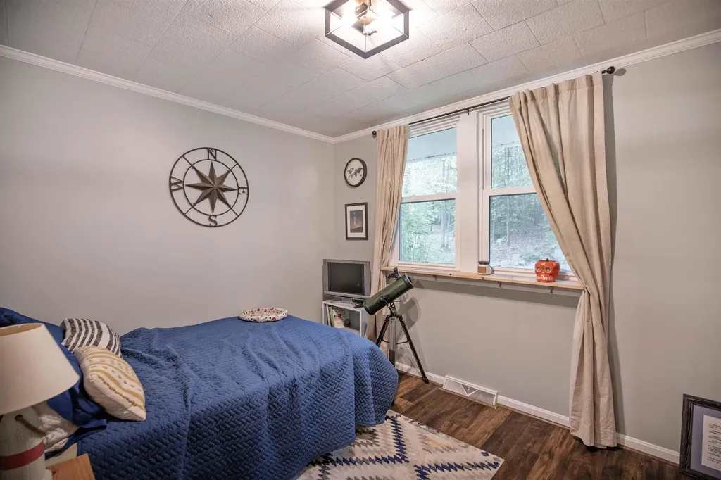 32 Ministerial Road Windham NH 03087