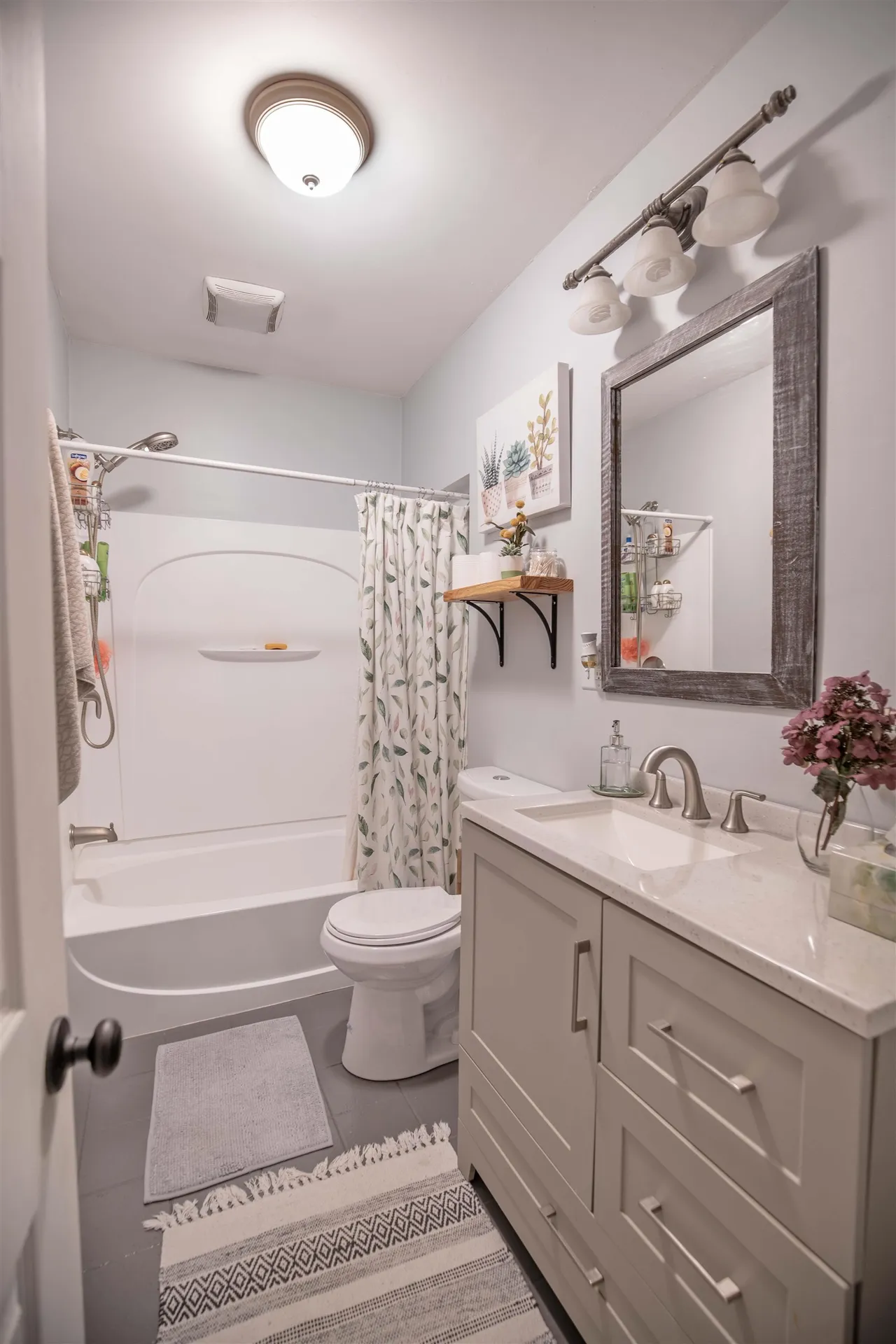 32 Ministerial Road Windham NH 03087