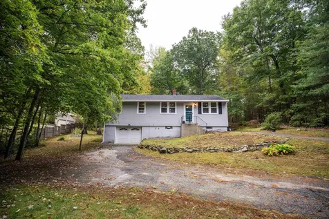 32 Ministerial Road Windham NH 03087