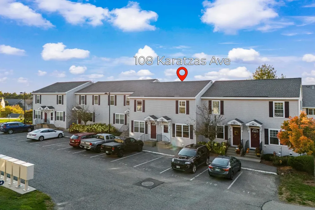 108 Karatzas Avenue Manchester NH 03104