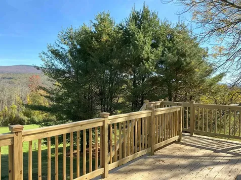 196 Glastenview Drive Shaftsbury VT 05262