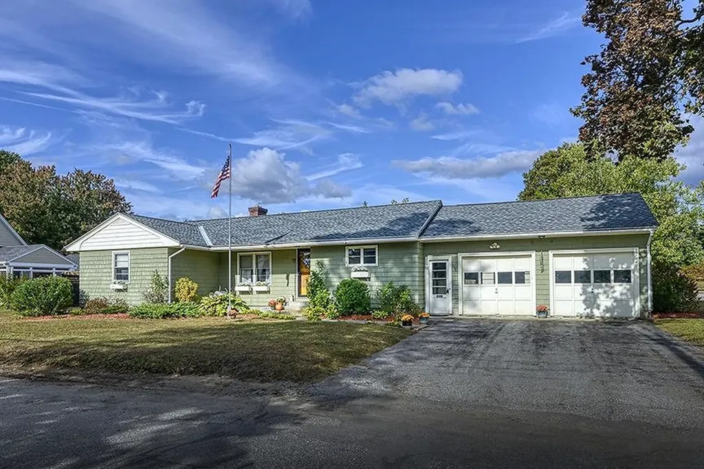 17 Wheelock Street Keene NH 03431