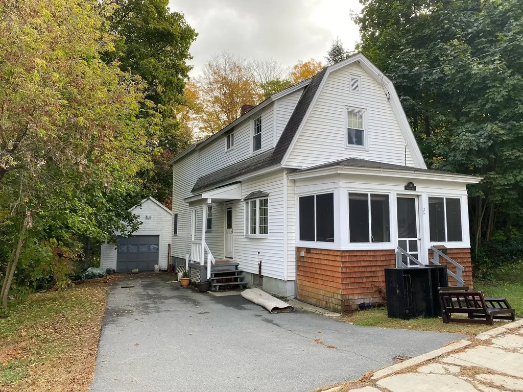 29 Coolidge Street Springfield VT 05156